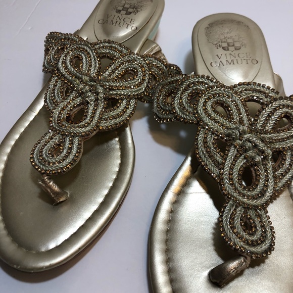 Gorgeous Vince Camuto Sandals - Picture 3 of 7